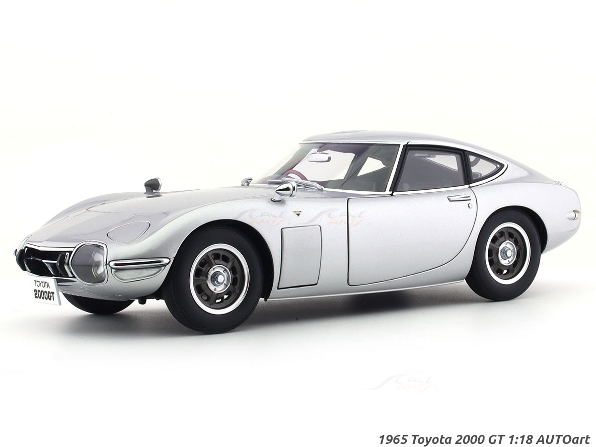 1965-Toyota-2000-GT-silver-1-