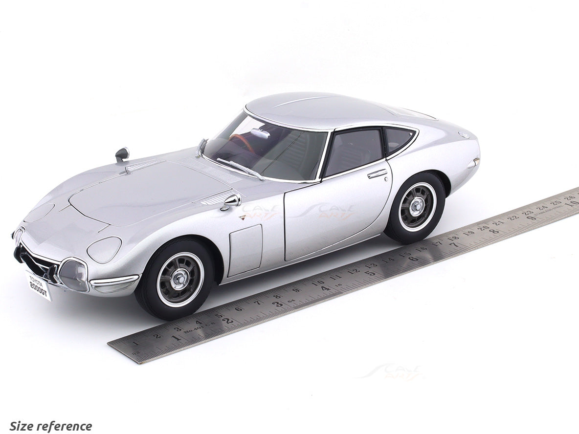 1965 Toyota 2000 GT 1:18 AUTOart composite scale model car