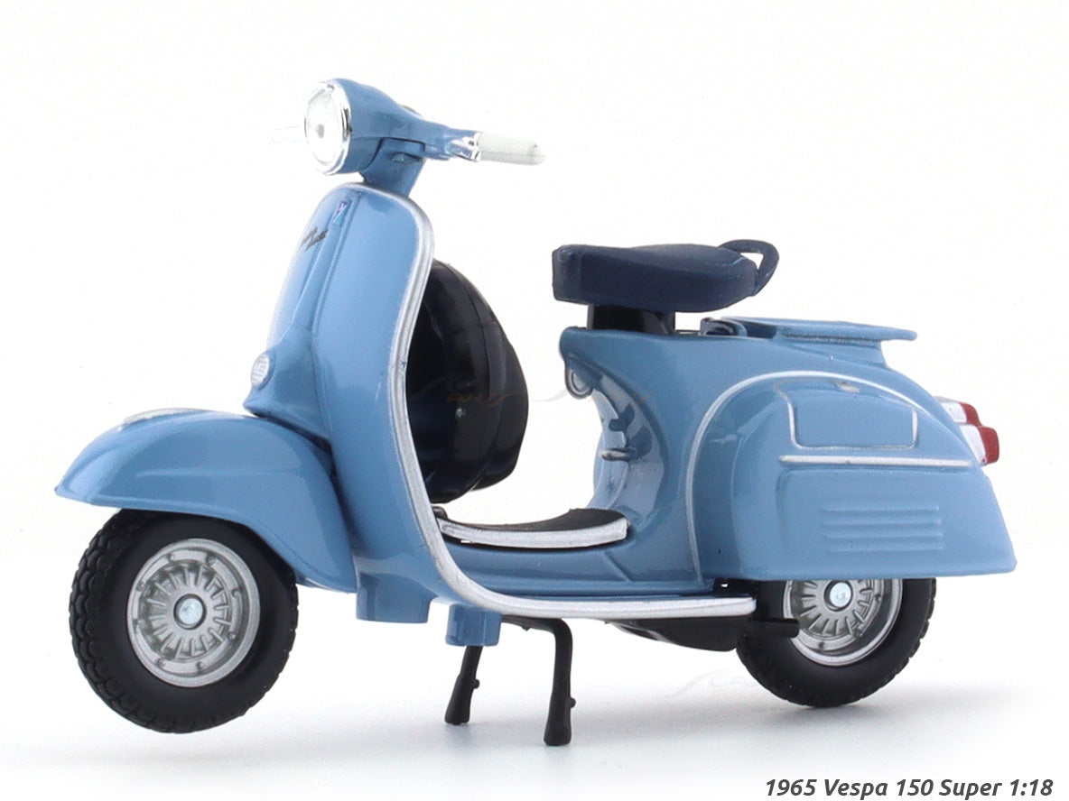 1965 Vespa 150 Super 1:18 diecast scale model scooter bike collectible