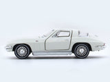 1966 Chevrolet Corvette 327 white 1:64 M2 Machines diecast scale car collectible