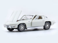 1966 Chevrolet Corvette 327 white 1:64 M2 Machines diecast scale car collectible