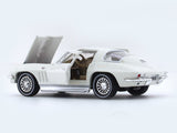 1966 Chevrolet Corvette 327 white 1:64 M2 Machines diecast scale car collectible