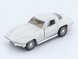 1966 Chevrolet Corvette 327 white 1:64 M2 Machines diecast scale car collectible