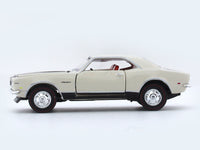 1968 Chevrolet Camaro Z28 RS 1:64 M2 Machines diecast hauler scale model