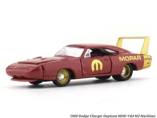 1969 Dodge Charger Daytona HEMI Mopra 1:64 M2 Machines diecast hauler scale model