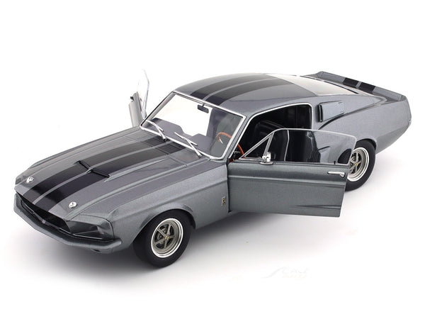 Solido - 1:18 Ford Shelby GT500 Fastback Grey (1967) Diecast Model