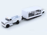 1970 Chevrolet C60 & 1970 Chevrolet Chevelle SS 454 1:64 M2 Machines diecast hauler scale model