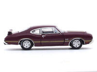 1970 Oldsmobile Cutlass 442 W-30 maroon 1:64 M2 Machines diecast scale car collectible