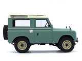 1971-85 Land Rover 88 Serie III Green 1:18 Cult Models resin Scale Model car