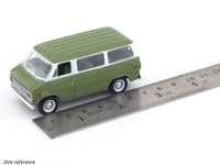 1971 Chevrolet Van Beauvile 10 green 1:64 M2 Machines diecast scale car collectible