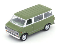 1971 Chevrolet Van Beauvile 10 green 1:64 M2 Machines diecast scale car collectible