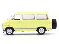 1971 Chevrolet Van Beauville 10 yellow 1:64 M2 Machines diecast scale car collectible