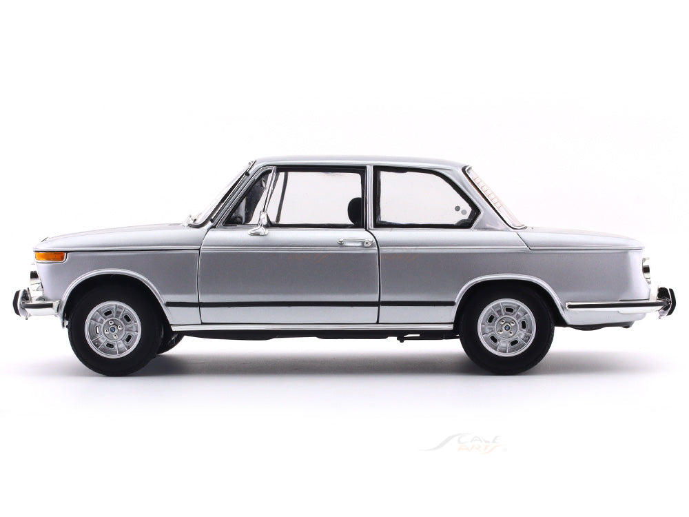 BMW 2002 Tii Blanche En Horloge Miniature 20x30 Cm - Auto-horloge, Fabrication Française