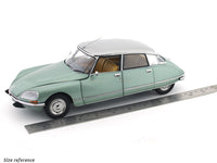 1972 Citroen DS23 Pallas green 1:18 Norev diecast scale model car collectible