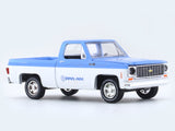 1973 Chevrolet Cheyenne 10 1:64 M2 Machines diecast hauler scale model