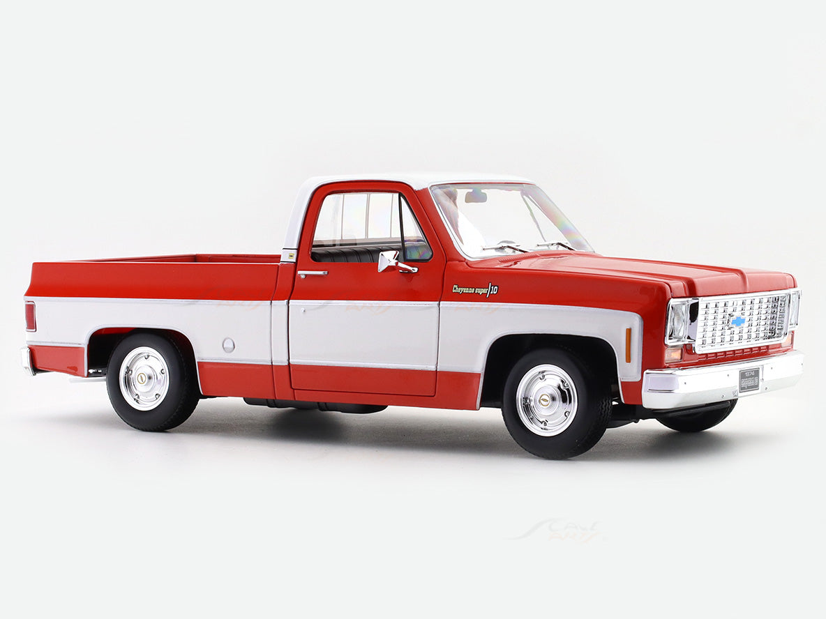 1974 Chevrolet Cheyenne Super C-10 red 1:18 Maisto licensed diecast sc