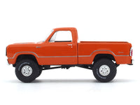 1974 Dodge W200 Power Wagon orange 1:64 M2 Machines diecast scale car collectible