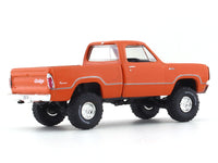 1974 Dodge W200 Power Wagon orange 1:64 M2 Machines diecast scale car collectible