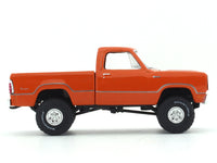 1974 Dodge W200 Power Wagon orange 1:64 M2 Machines diecast scale car collectible