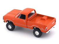 1974 Dodge W200 Power Wagon orange 1:64 M2 Machines diecast scale car collectible