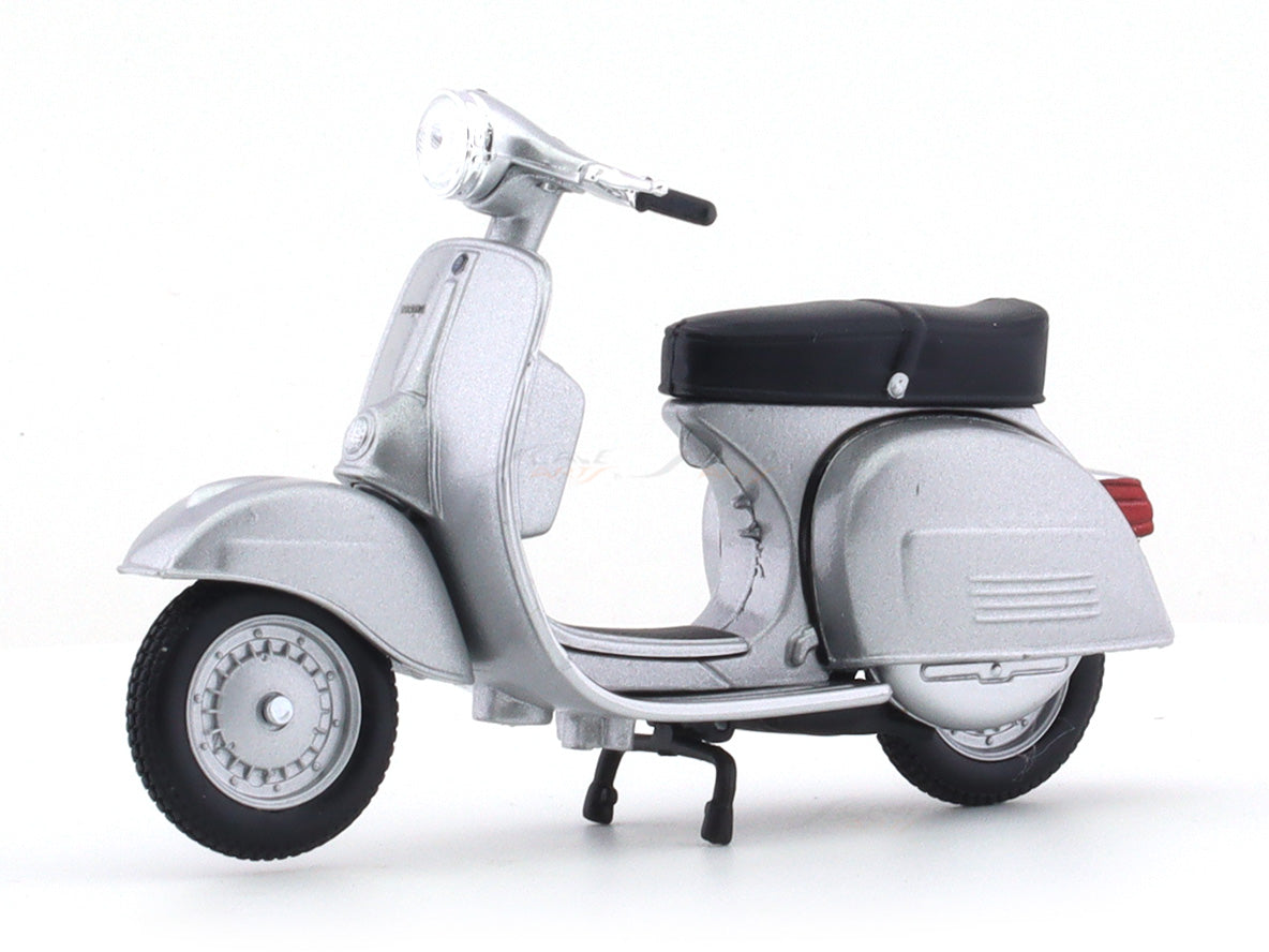 1975 Vespa 125TS 1:18 diecast scale model scooter bike collectible