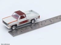 1976 GMC Sierra Grande 15 1:64 M2 Machines diecast scale car collectible