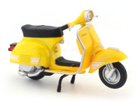 1976 Vespa 200 Rally yellow 1:18 MSZ licensed diecast scale model bike collectible