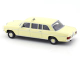 1977 Mercedes-Benz W123 240D Frankfurt Taxi 1:43 diecast scale model car collectible