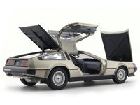 1981 DeLorean DMC 12 Coupe 1:18 SunStar diecast scale model car collectible