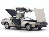 1981 DeLorean DMC 12 Coupe 1:18 SunStar diecast scale model car collectible