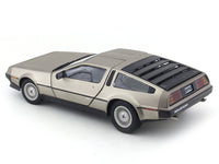 1981 DeLorean DMC 12 Coupe 1:18 SunStar diecast scale model car collectible