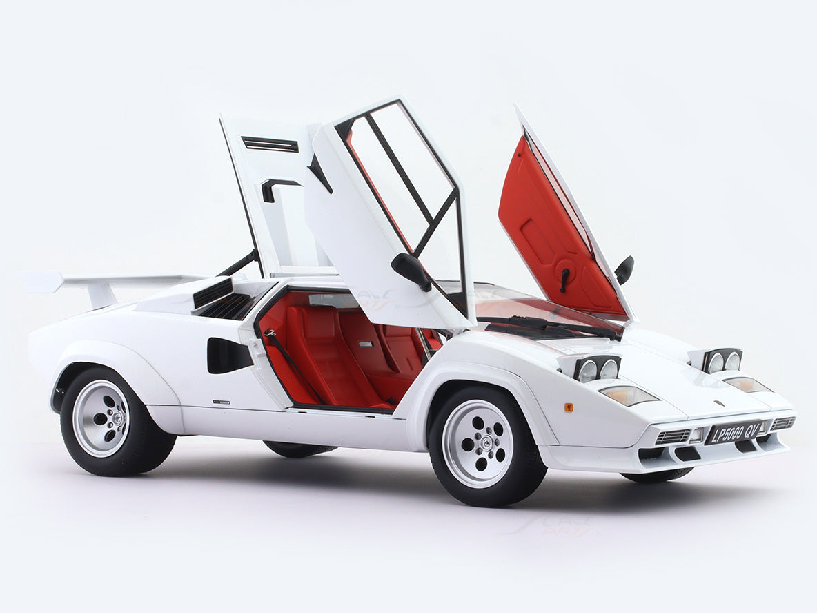 1985 Lamborghini Countach LP 5000 S QV white 1:12 KK Scale diecast