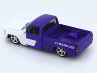 1990 Chevrolet C1500 Silverado 1:64 M2 Machines diecast scale car collectible