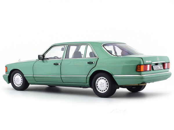 1991 Mercedes-Benz 560SEL W126 light green 1:18 Norev diecast scale model  car