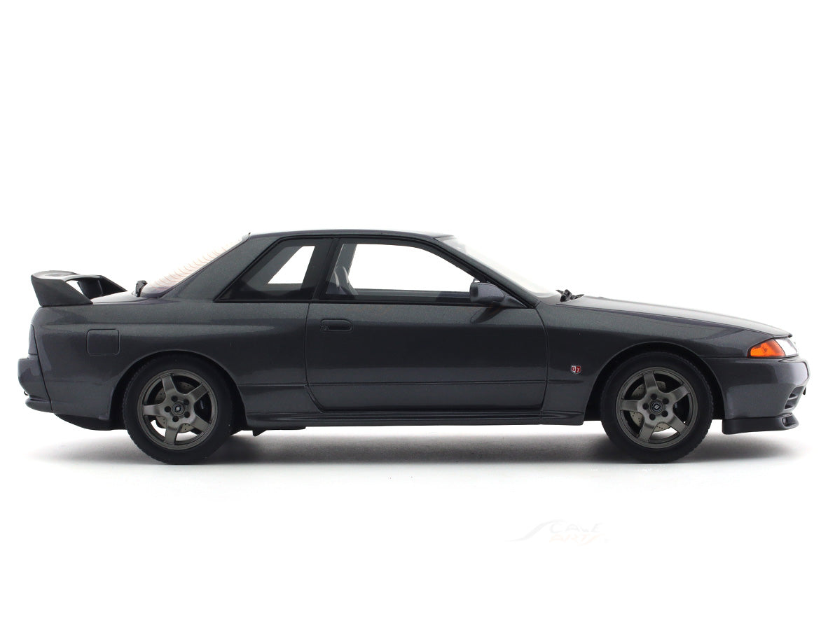 ま*昌様 Nissan Skyline GT-R 1/18 スケールモデル New in stock 1/18th MotorHelix Nissan Skyline R32 GTR Customized