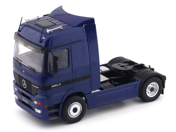 1995 Mercedes-Benz Actros MP1 1:43 IXO diecast scale model