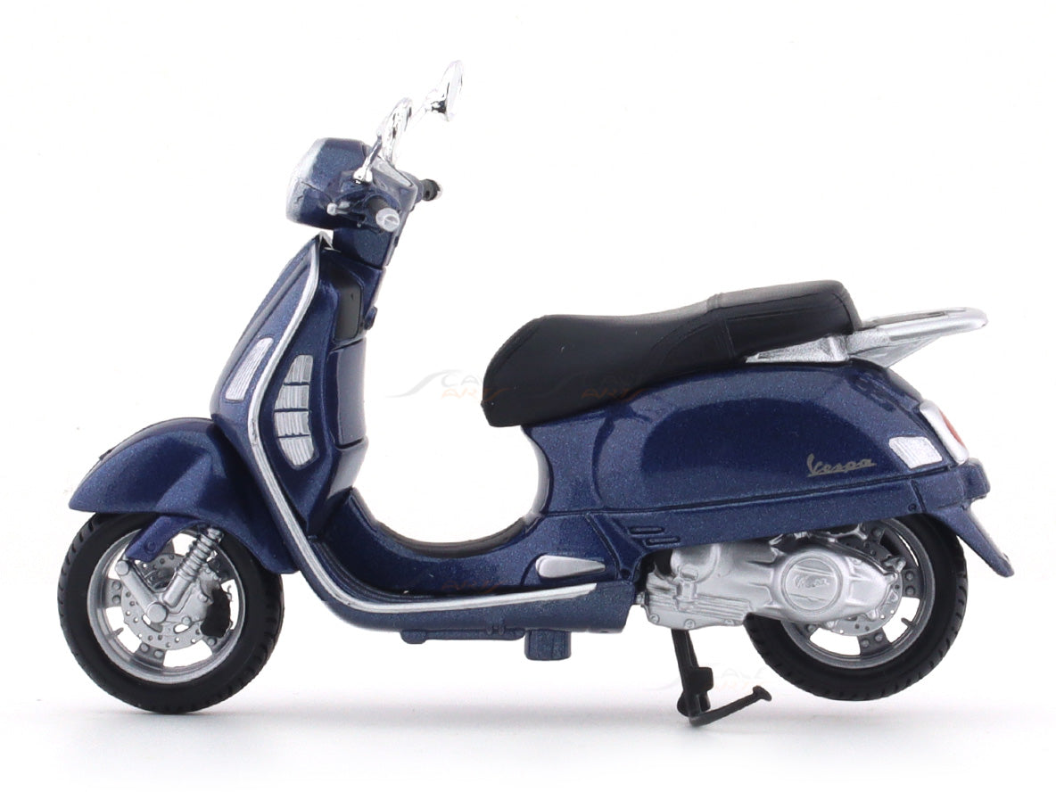 2003 Vespa Grantourismo 1:18 diecast scale model scooter bike ...