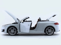 2014 Audi TT Roadster 1:18 Minichamps Scale Model collectible model car