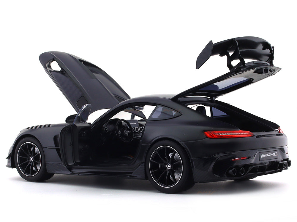 2021 Mercedes-Benz AMG GT Black Series 1:18 Norev diecast scale