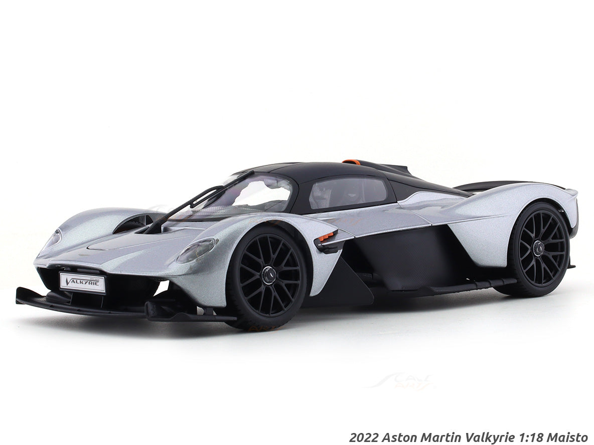 2022 Aston-Martin Valkyrie silver 1:18 Maisto licensed diecast