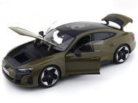2022 Audi RS e-tron GT tactical green 1:18 Bburago diecast scale model car