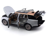 2022 Land Rover Range Rover SV Silver 1:18 LCD diecast scale model car collectible