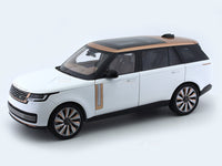 2022 Land Rover Range Rover SV white 1:18 LCD diecast scale model car collectible