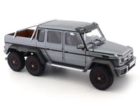 2013 Mercedes-Benz G63 AMG 6x6 1:18 AUTOart Composite scale model car collectible