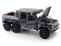 2013 Mercedes-Benz G63 AMG 6x6 1:18 AUTOart Composite scale model car collectible