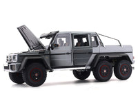 2013 Mercedes-Benz G63 AMG 6x6 1:18 AUTOart Composite scale model car collectible