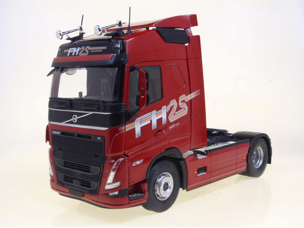2023 Volvo Trucks FH Globetrotter XL 25 Years Edition 1:24 Solido