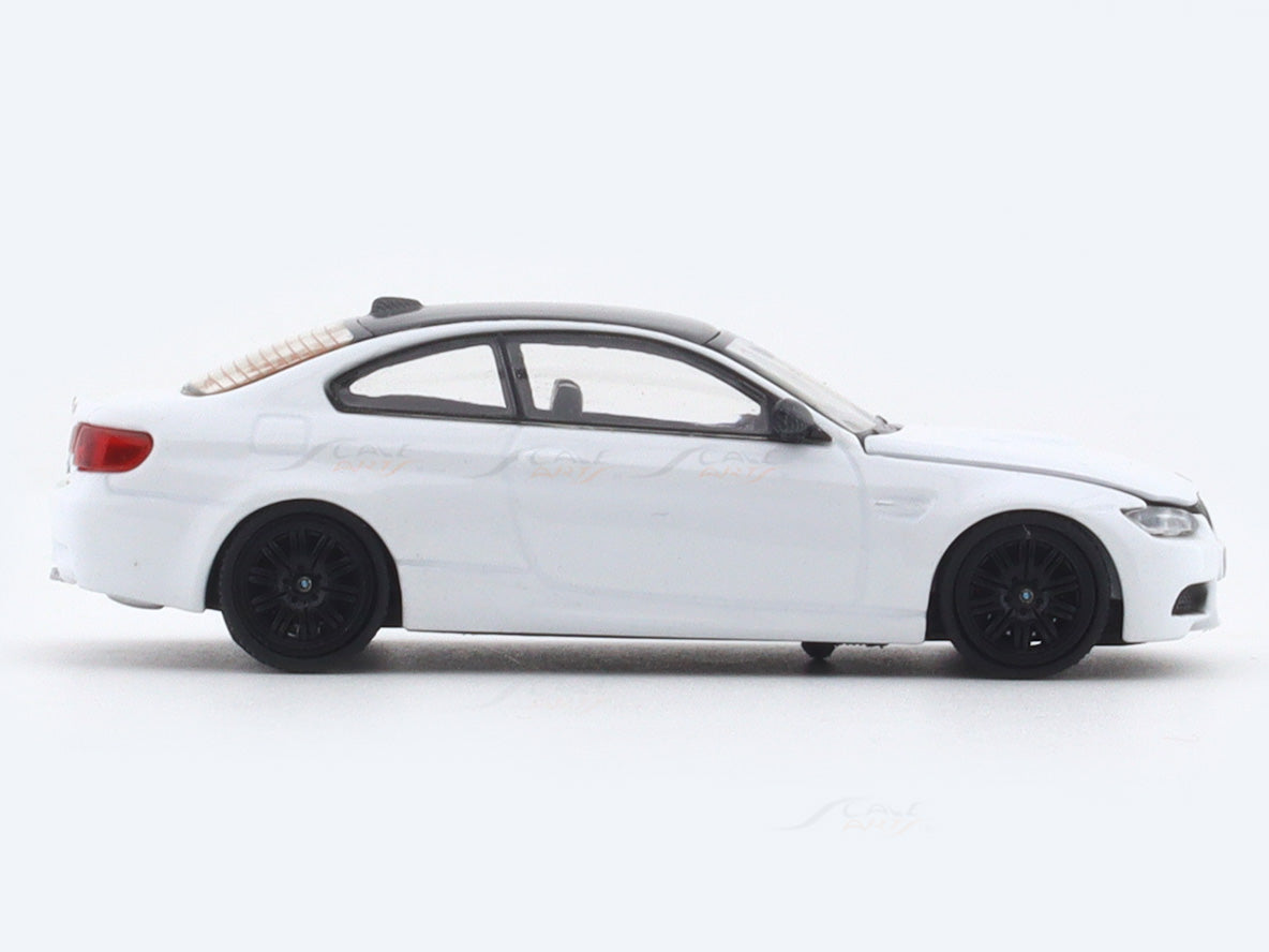 BMW-M3-E92-white-1-64-Model-