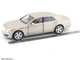 Bentley Mulsanne golden 1:18 Rastar licensed diecast scale model car collectible