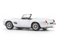 Ferrari 250 GT California Spyder SWB 1:64 YM Model resin scale model car